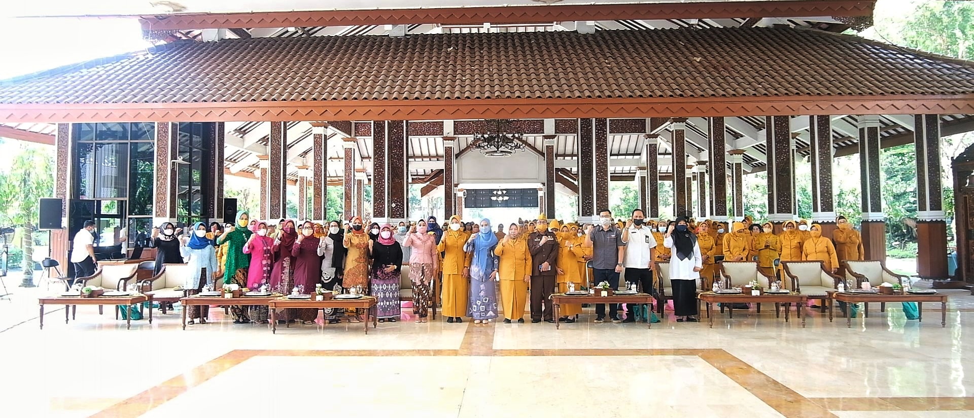Pembagian Sembako untuk Janda Veteran - Pembagian Sembako untuk Janda Veteran.jpg