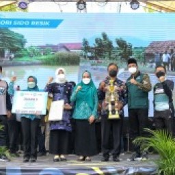 awarding sidoresik 30 Januari 2022.jpg